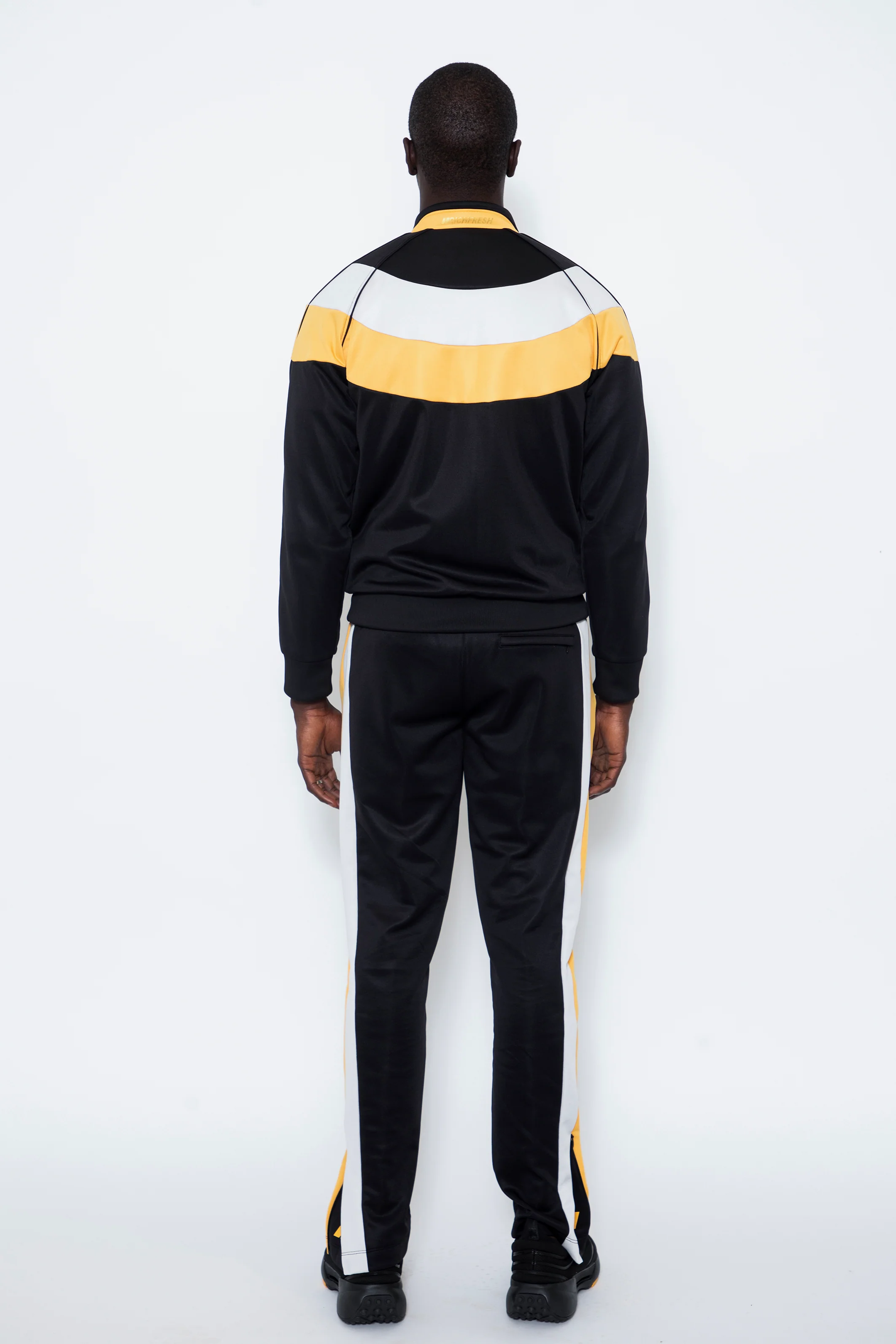 SuperSuit - Image 10