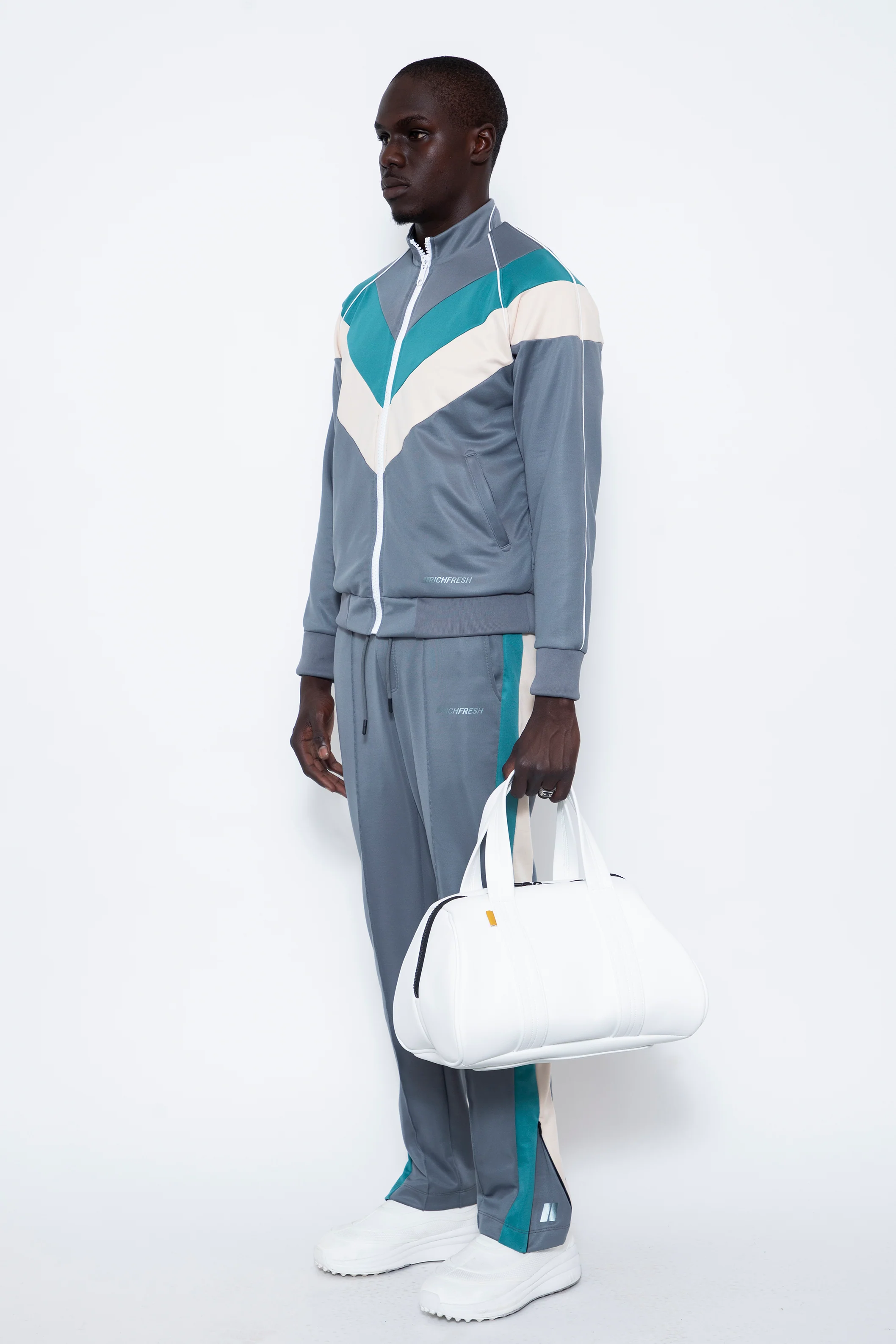 SuperSuit - Image 29