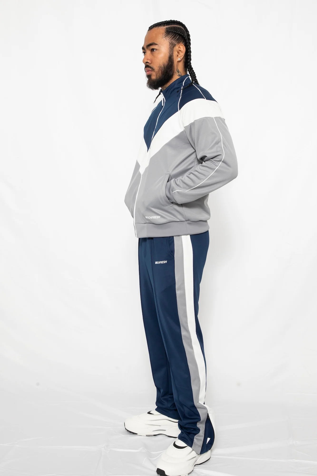 SuperSuit - Image 60